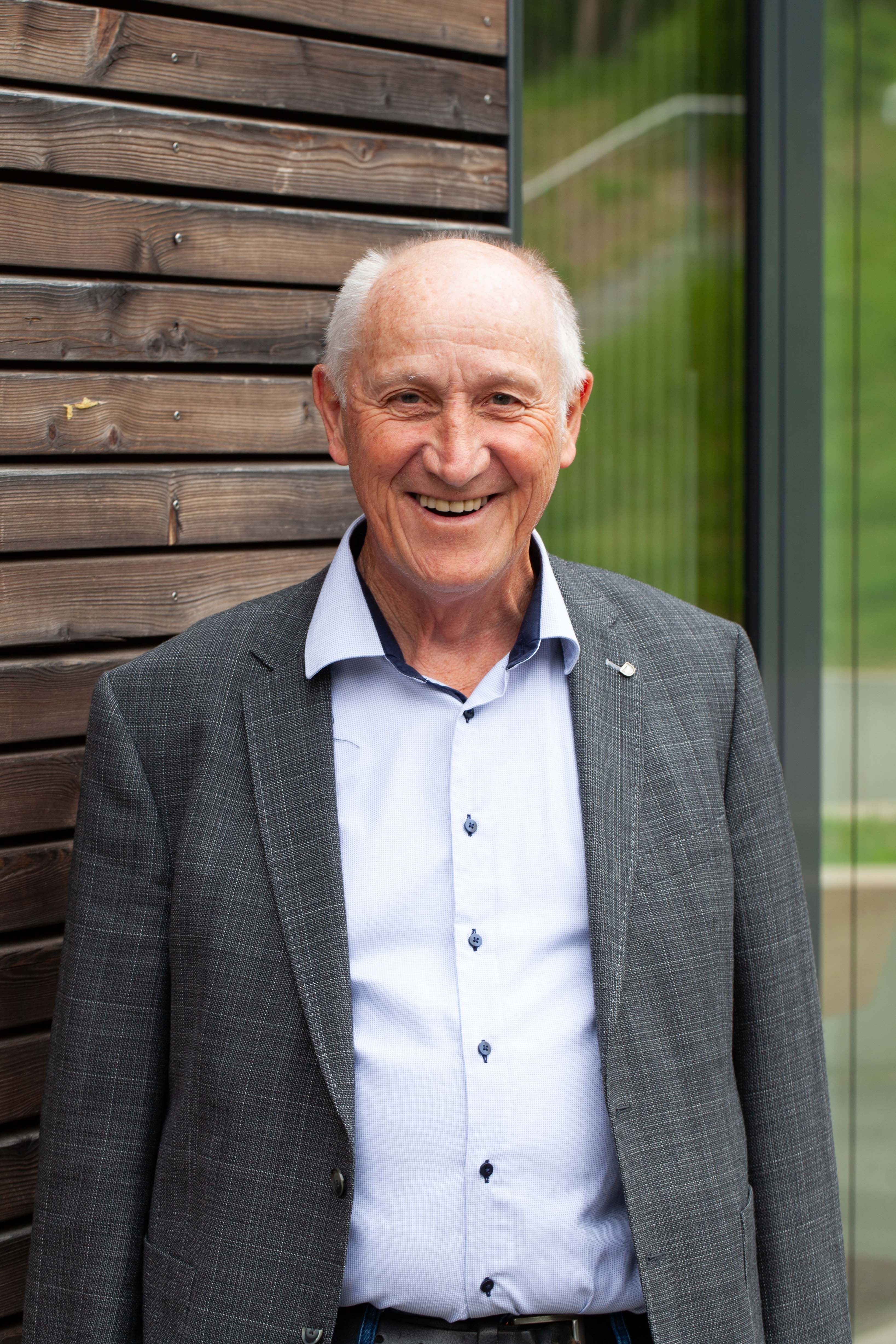 Dr. Karl Heinz Ramers